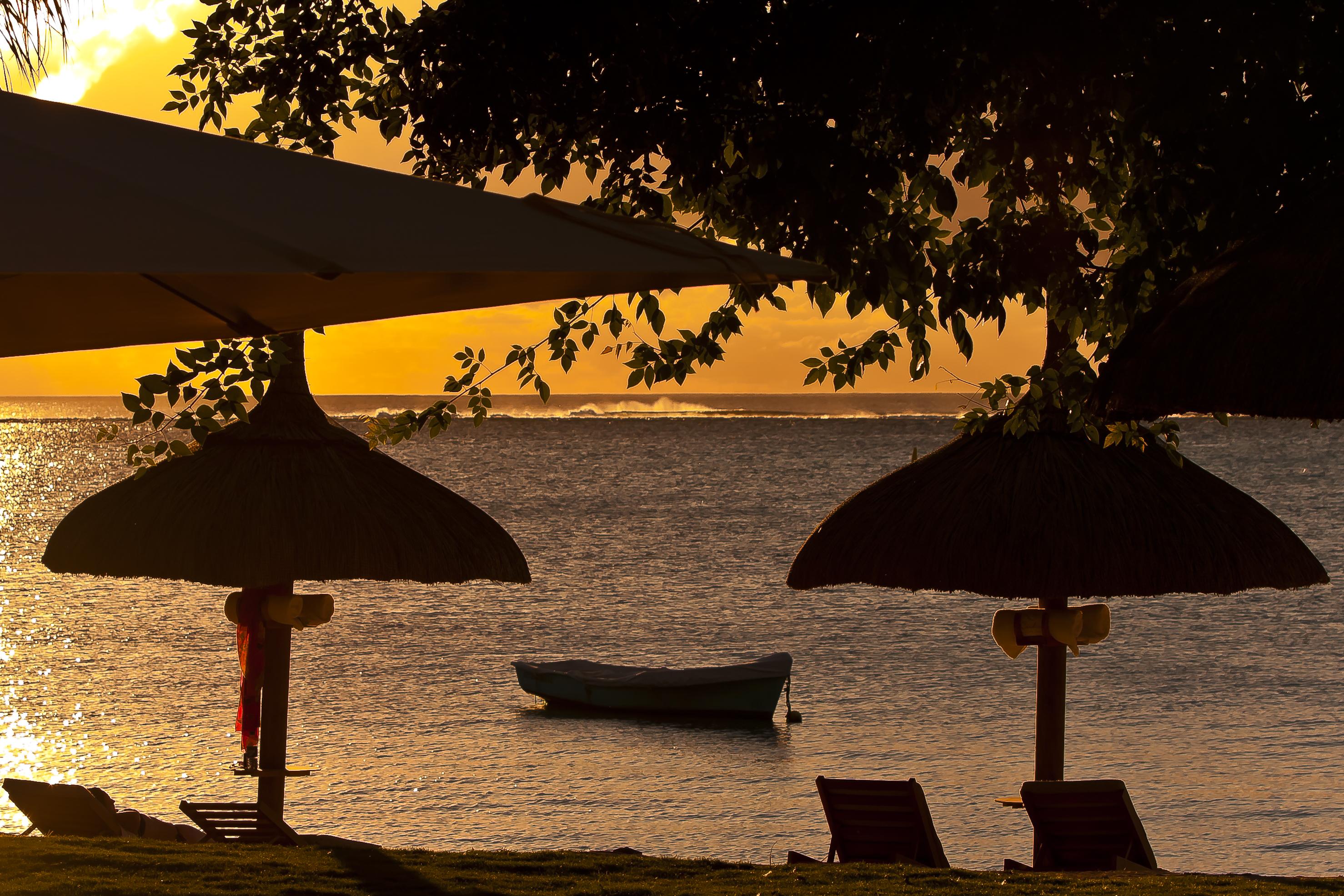 Le Cardinal Exclusive Resort Trou aux Biches Bagian luar foto