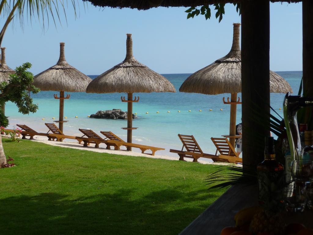 Le Cardinal Exclusive Resort Trou aux Biches Bagian luar foto